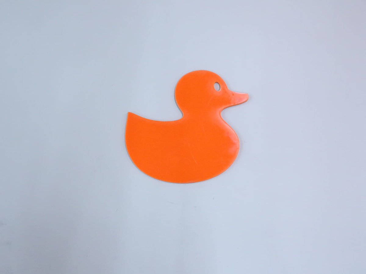 طرح جوجه سفید و آماده ناتمام مناسب برای استفاده در دستگاه های cnc چوب و cnc لیزر - unfinished laser cut blank chick shape cdr file