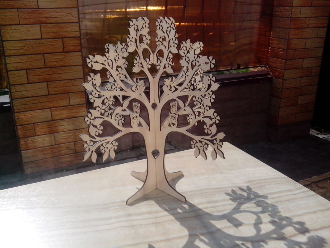 طرح سه بعدی درخت مناسب برای استفاده در دستگاه های cnc چوب و cnc لیزر - laser cut tree 3d decor cdr file