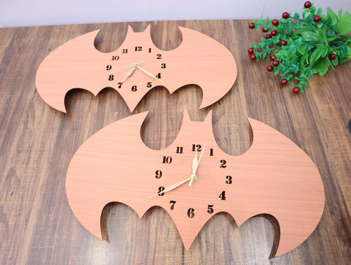طرح ساعت دیواری چوبی طرح بتمن مناسب برای استفاده در دستگاه های cnc چوب و cnc لیزر - laser cut batman wooden wall clock cdr file