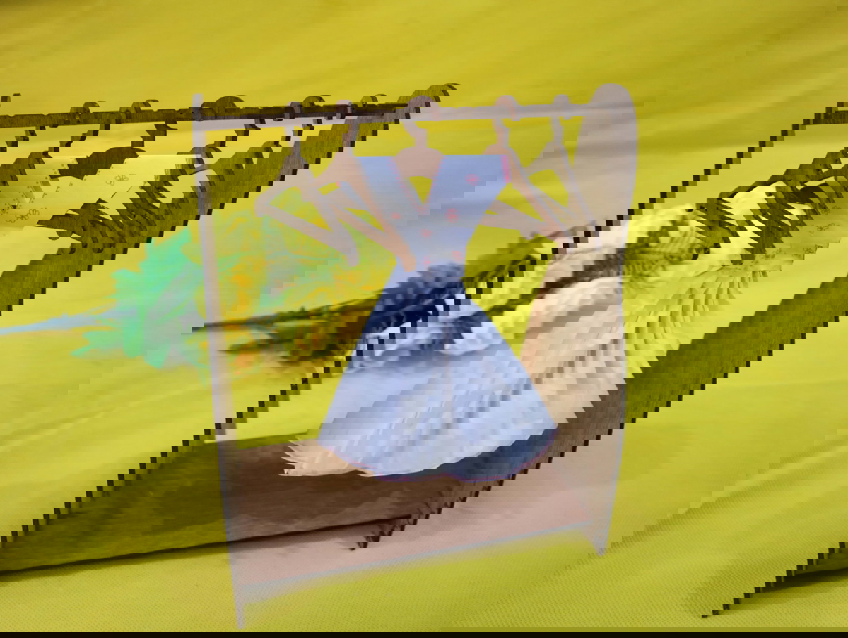 طرح جا لباسی عروسک باربی و ضخامت 3 میلی‌متر مناسب برای استفاده در دستگاه های cnc چوب و cnc لیزر - laser cut barbie doll clothes rack 3mm cdr file