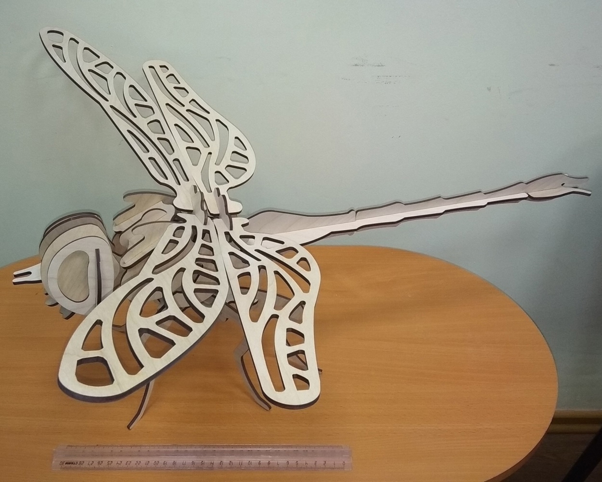 طرح سه بعدی سنجاقک چوبی مناسب برای استفاده در دستگاه های cnc چوب و cnc لیزر - laser cut 3d wooden dragonfly cdr file