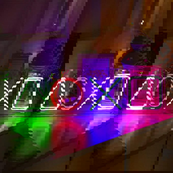 طرح تابلو نئون پلی‌استیشن مناسب برای استفاده در دستگاه های cnc چوب و cnc لیزر - laser cut playstation neon sign