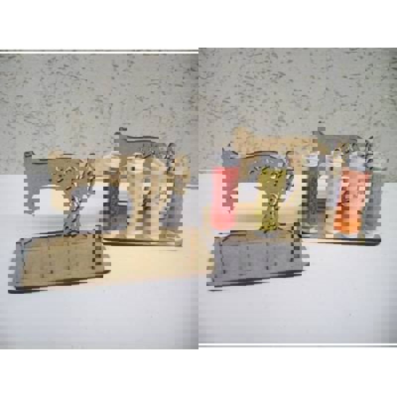 طرح نگهدارنده نخ قرقره به شکل چرخ خیاطی مناسب برای استفاده در دستگاه های cnc چوب و cnc لیزر - laser cut sewing machine shaped spool thread holder