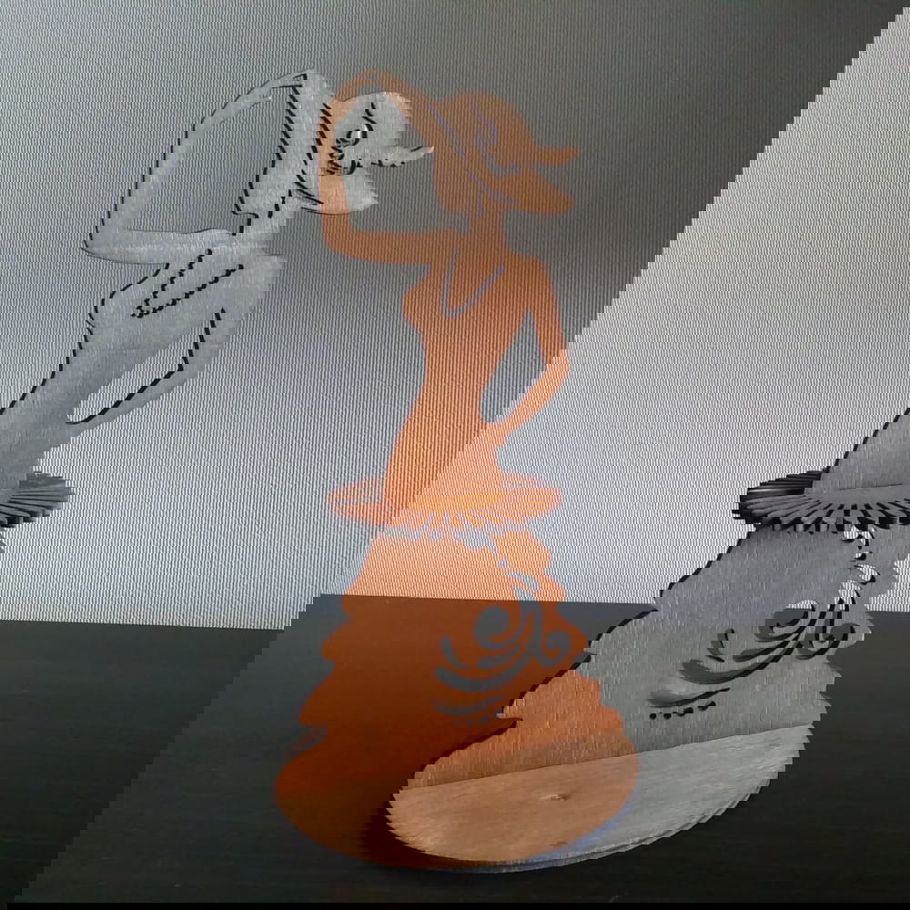 طرح جا دستمال سفره دخترانه مدل cdr مناسب برای استفاده در دستگاه های cnc چوب و cnc لیزر - laser cut fashion girl napkin holder cdr file