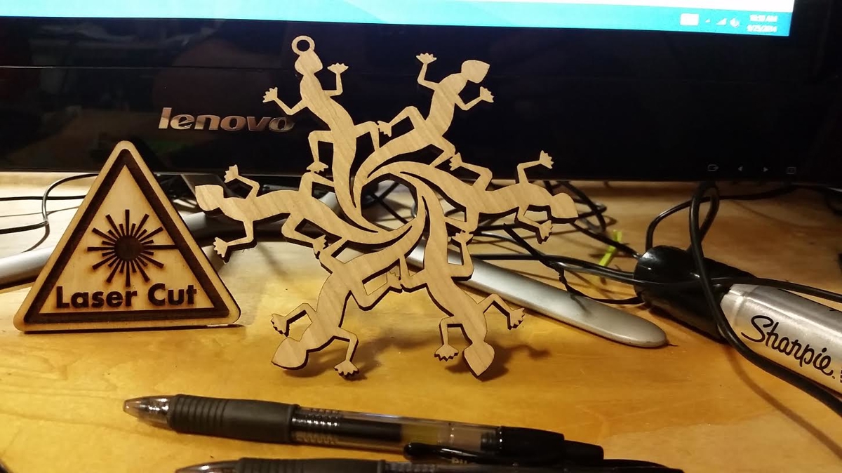 طرح پولک مارمولک مناسب برای استفاده در دستگاه های cnc چوب و cnc لیزر - laser cut lizard flake cdr file