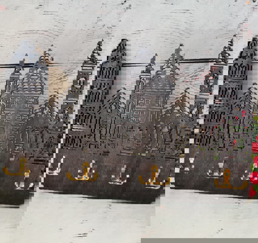 طرح جاکلیدی چوبی به شکل خانه مناسب برای استفاده در دستگاه های cnc چوب و cnc لیزر - laser cut wooden house shaped key holder cdr file