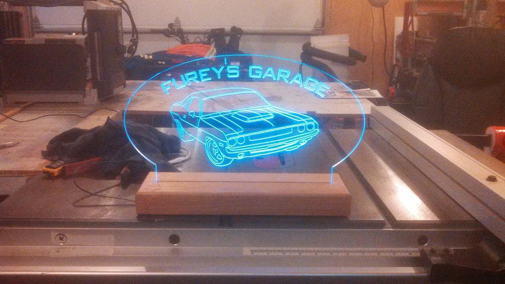 طرح مربوط به گاراژ چلنجر از شرکت furrys مناسب برای استفاده در دستگاه های cnc چوب و cnc لیزر - furrys garage challenger dxf