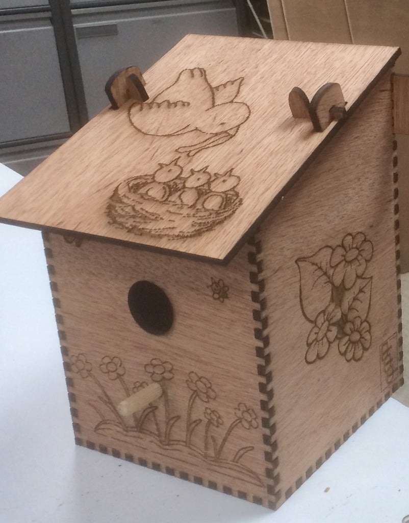طرح جعبه لانه پرنده تخته سه لا مناسب برای استفاده در دستگاه های cnc چوب و cnc لیزر - laser cut bird nesting box plywood ai file