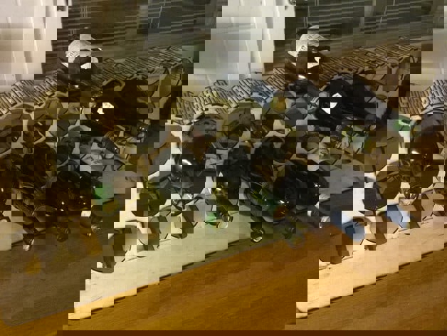 طرح قفسه نوشابه بزرگ مناسب برای استفاده در دستگاه های cnc چوب و cnc لیزر - laser cut large wine rack svg file