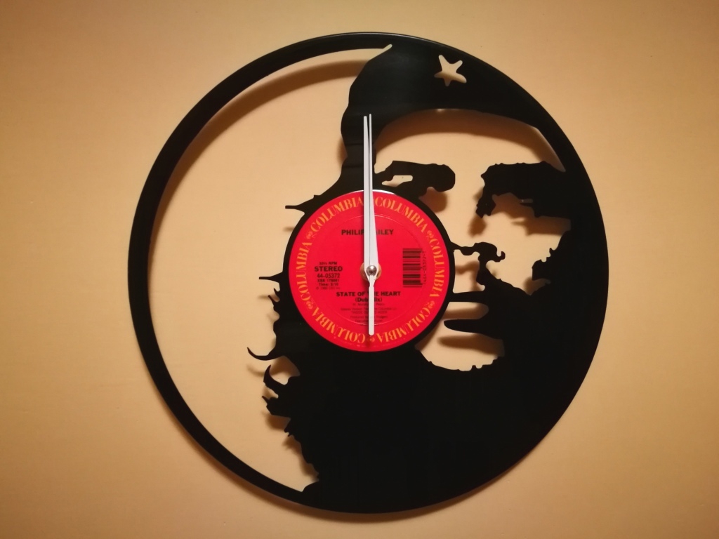 طرح orologio vinile che guevara مناسب برای استفاده در دستگاه های cnc چوب و cnc لیزر - orologio vinile che guevara dxf file