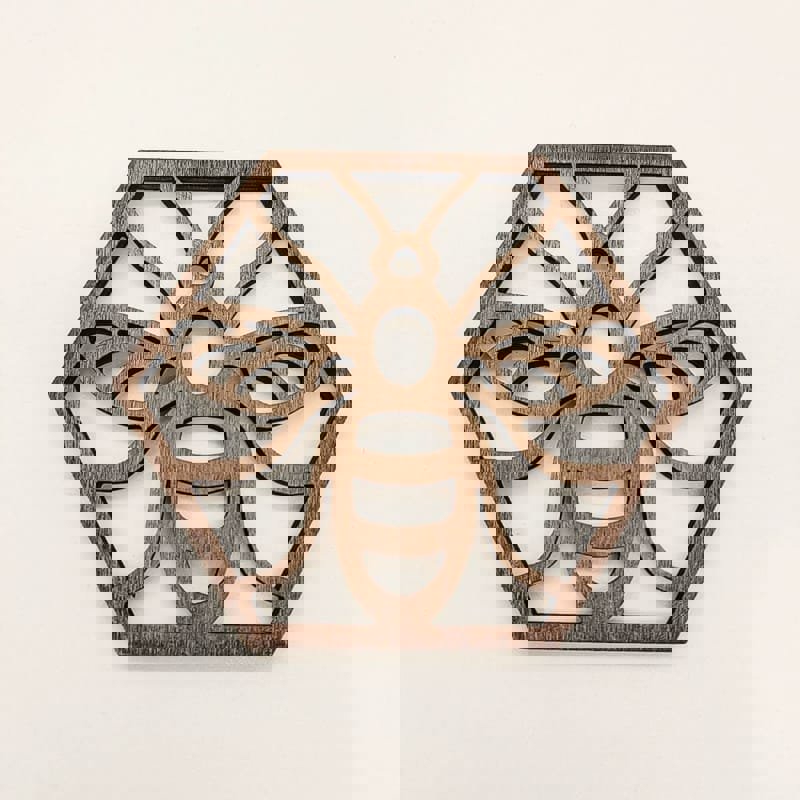 طرح مجموعه زیرلیوانی چوبی زنبور عسل مناسب برای استفاده در دستگاه های cnc چوب و cnc لیزر - laser cut honeycomb bee wooden coaster set