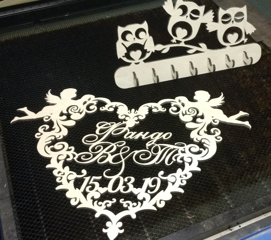 طرح قلب و فرشته عشق برای عروسی ( ) مناسب برای استفاده در دستگاه های cnc چوب و cnc لیزر - laser cut love angel cupid wedding decor cdr file