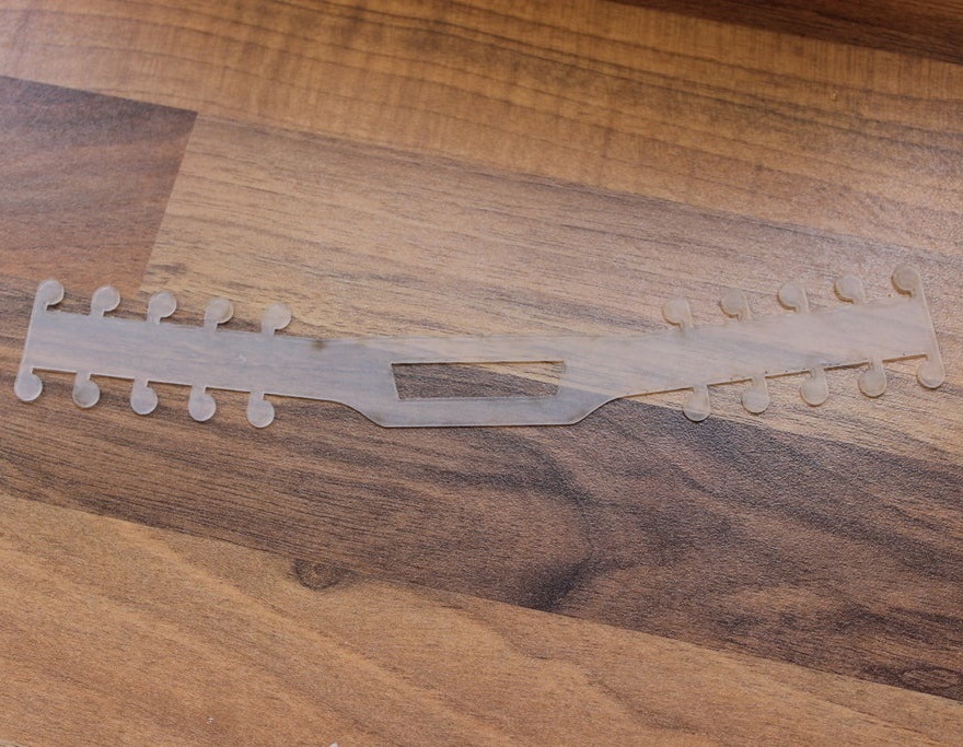 طرح ماسک جراحی بنددار 0 8 میلی‌متری پلی‌پروپیلن مناسب برای استفاده در دستگاه های cnc چوب و cnc لیزر - laser cut surgical mask strap 0 8mm polypropylene svg file