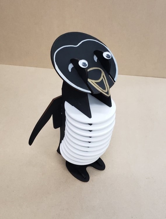 طرح سه بعدی زیرلیوانی پنگوئن بامزه مناسب برای استفاده در دستگاه های cnc چوب و cnc لیزر - laser cut cute penguin coasters 3mm cdr file