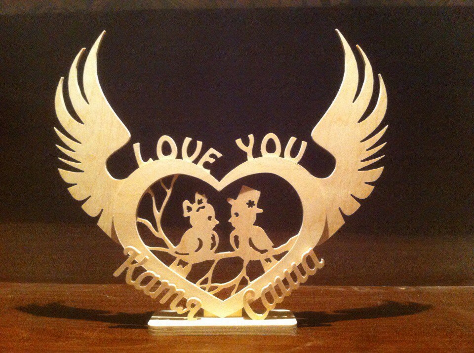 طرح میز ولنتاین مناسب برای استفاده در دستگاه های cnc چوب و cnc لیزر - laser cut valentines day table decor dxf file