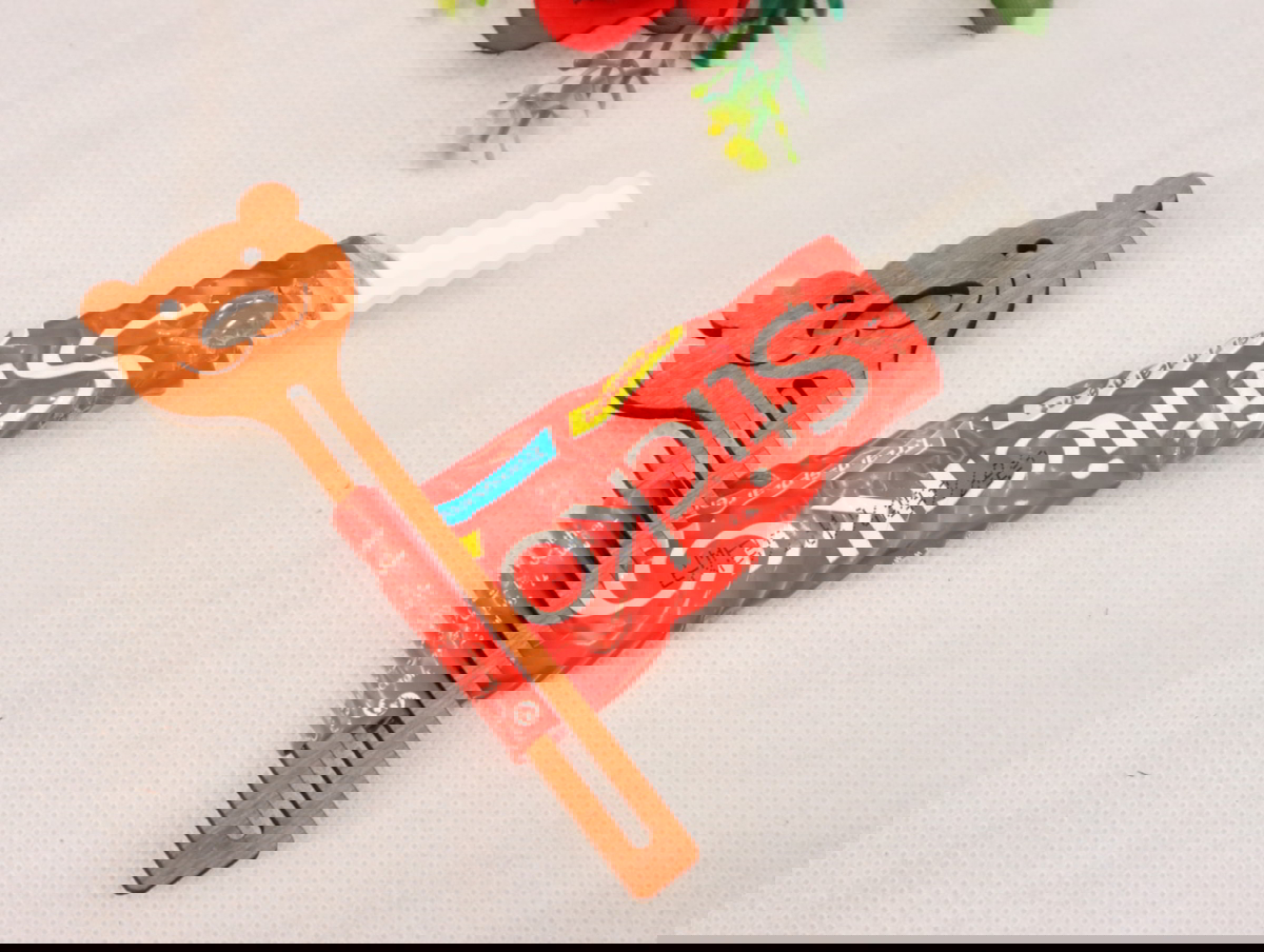 طرح خمیر دندان مناسب برای استفاده در دستگاه های cnc چوب و cnc لیزر - laser cut toothpaste tube squeezer cdr file