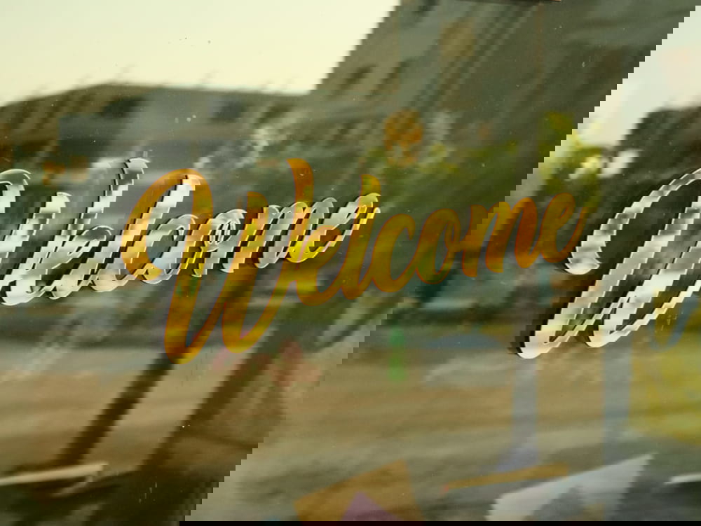 طرح تابلو خوشامدگویی دیواری اکریلیک مناسب برای استفاده در دستگاه های cnc چوب و cnc لیزر - laser cut acrylic welcome wall sign cdr file