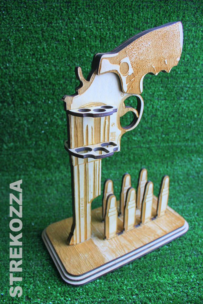 طرح پایه هفت تیر مناسب برای استفاده در دستگاه های cnc چوب و cnc لیزر - laser cut stand revolver cdr file