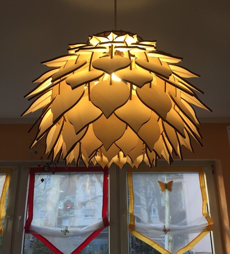طرح چراغ آناناسی مناسب برای استفاده در دستگاه های cnc چوب و cnc لیزر - laser cut pineapple lamp dxf file
