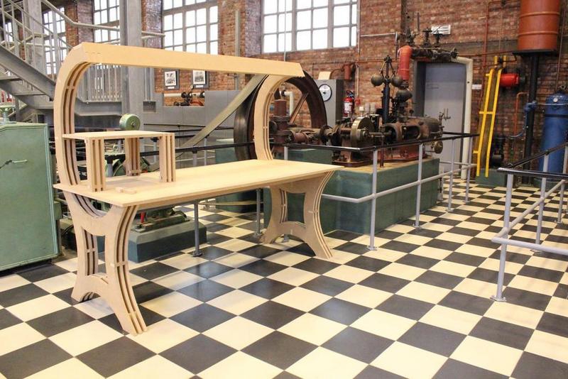 طرح میز کار الکترونیکی با نورپردازی سقفی مناسب برای استفاده در دستگاه های cnc چوب و cnc لیزر - electronics workbench with overhead lighting dxf file