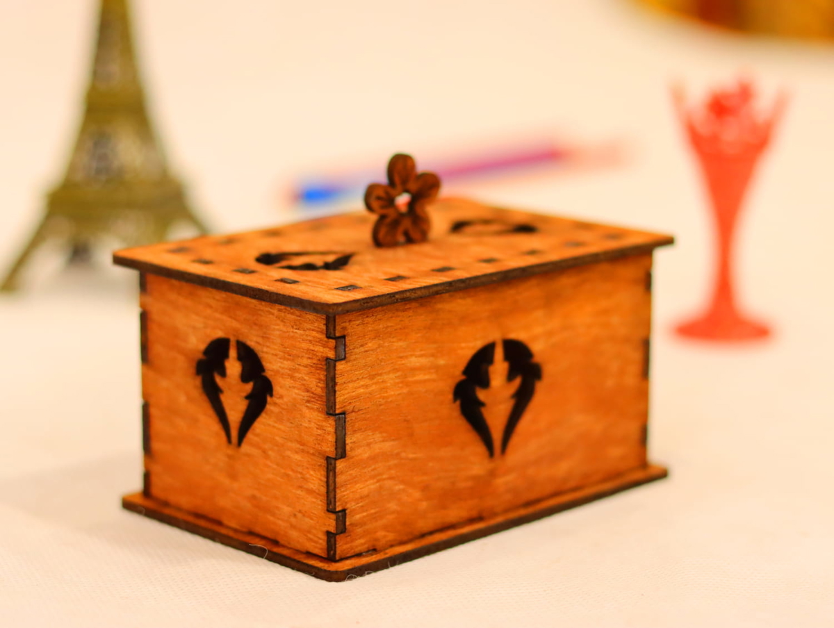 طرح جعبه کادو با ضخامت ۳ میلی‌متر مناسب برای استفاده در دستگاه های cnc چوب و cnc لیزر - laser cut gift box 3mm cdr file