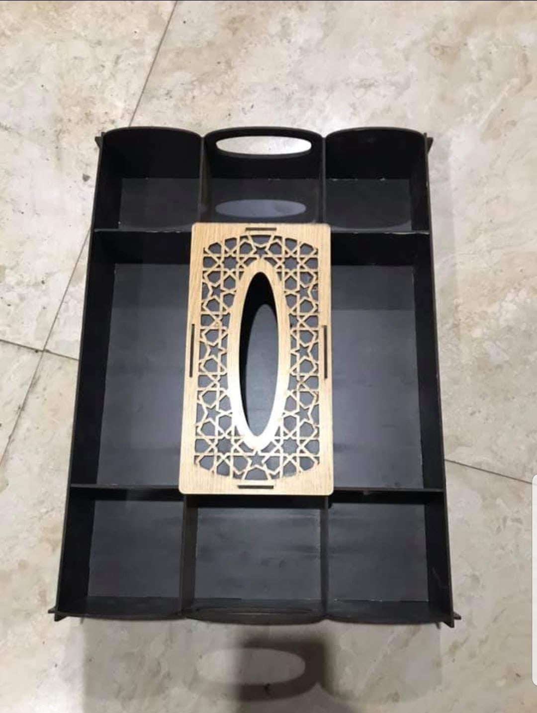 طرح سینی میوه خشک و آجیل با طرح جعبه دستمال کاغذی مناسب برای استفاده در دستگاه های cnc چوب و cnc لیزر - laser cut dried fruit and nuts tray with tissue box cdr file