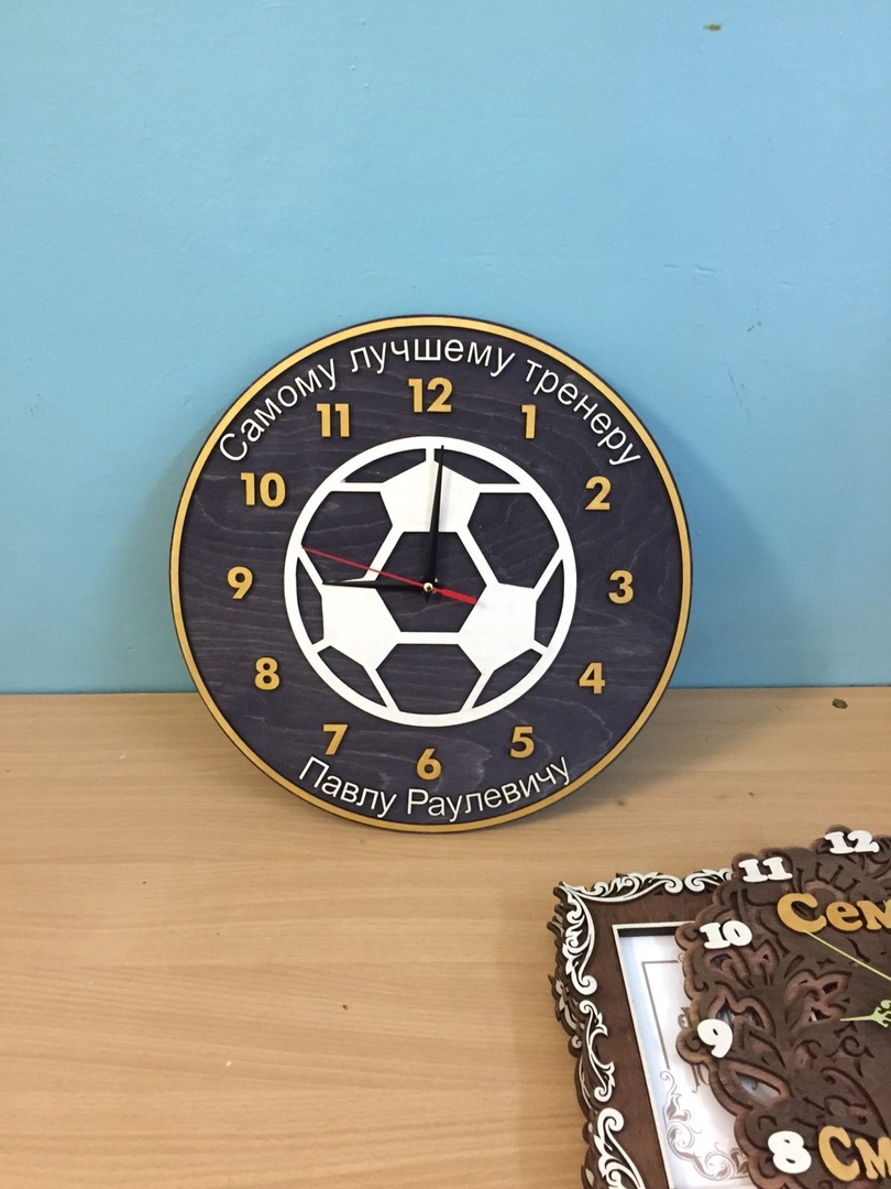 طرح ساعت دیواری فوتبالی مناسب برای استفاده در دستگاه های cnc چوب و cnc لیزر - laser cut football wall clock cdr file