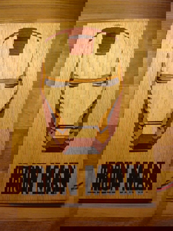 طرح روکش چوبی مرد آهنی مناسب برای استفاده در دستگاه های cnc چوب و cnc لیزر - laser cut iron man wood veneer