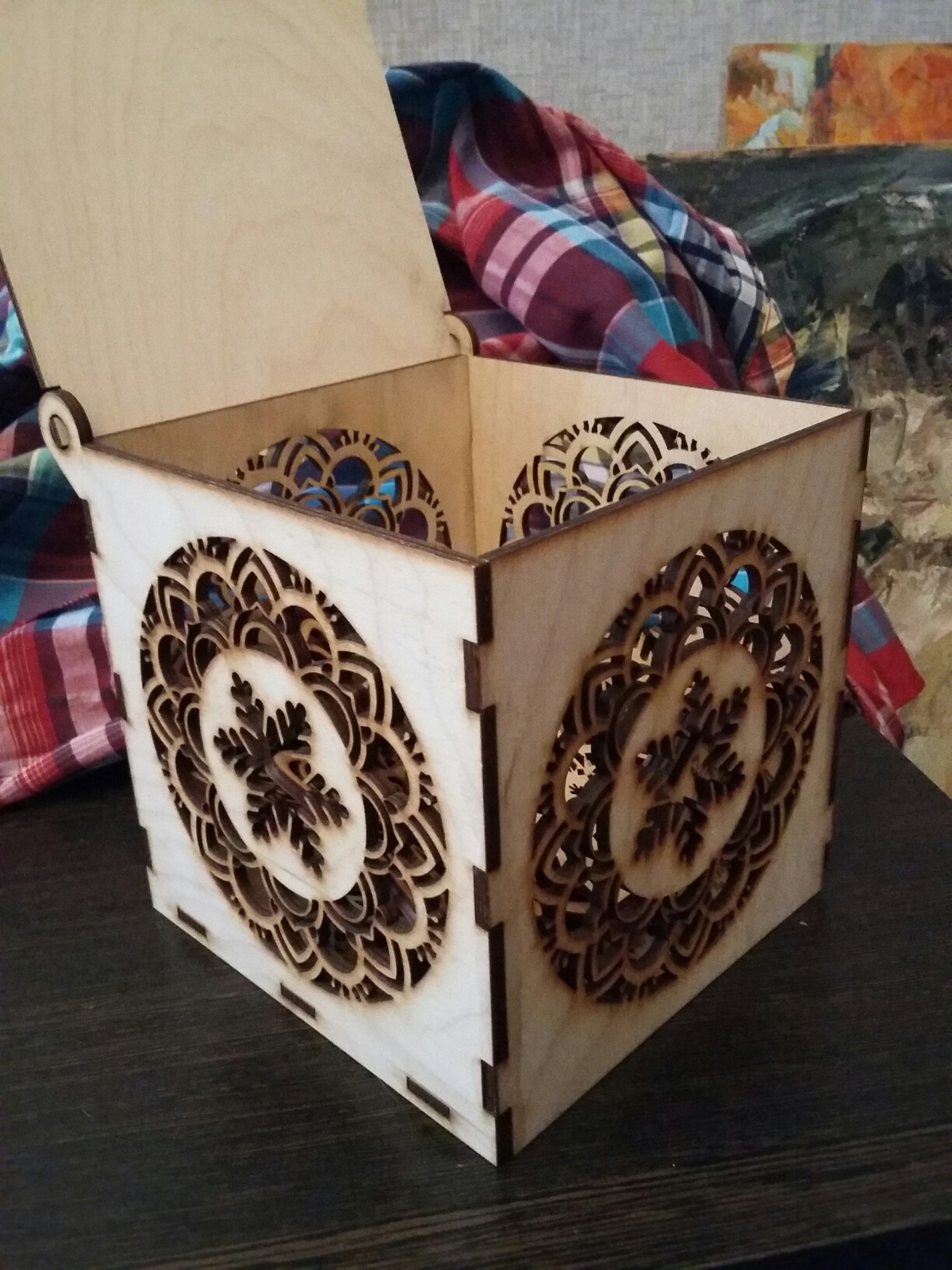 طرح جعبه کادو مناسب برای استفاده در دستگاه های cnc چوب و cnc لیزر - gift box cdr file