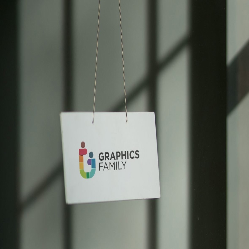 فایل موکاپ لوگو پلاک درب - Door tag logo mockup
