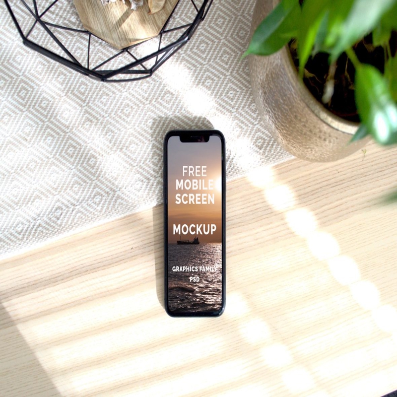 فایل ماکت طراحی صفحه نمایش آیفون روی میز - iPhone Screen on Table Design Mockup