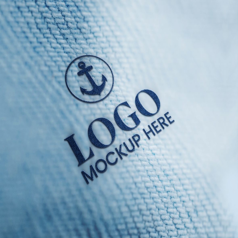 فایل موکاپ لوگو واقع‌گرایانه روی بافت پارچه - Realistic Logo Mockup on Fabric Texture