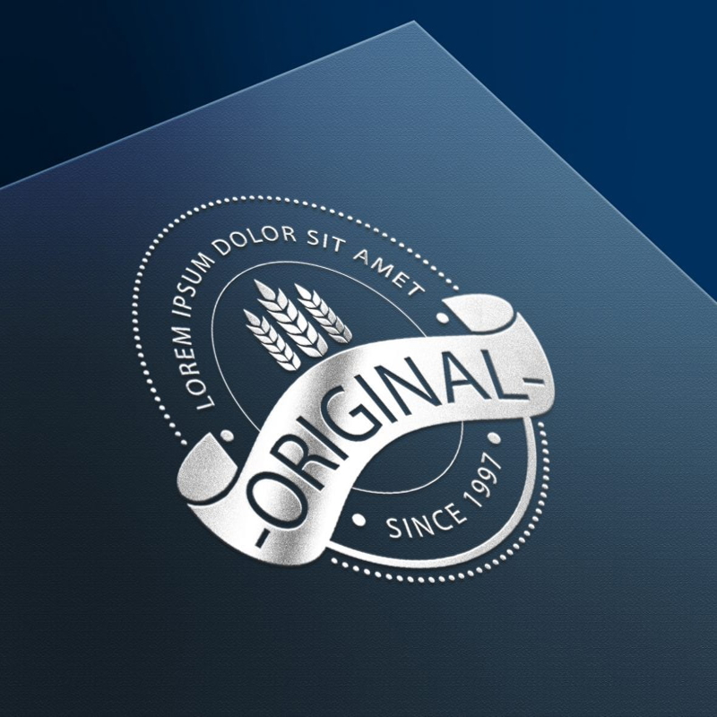فایل موکاپ لوگو نقره‌ای براق PSD - Silver Glossy Logo Mockup PSD