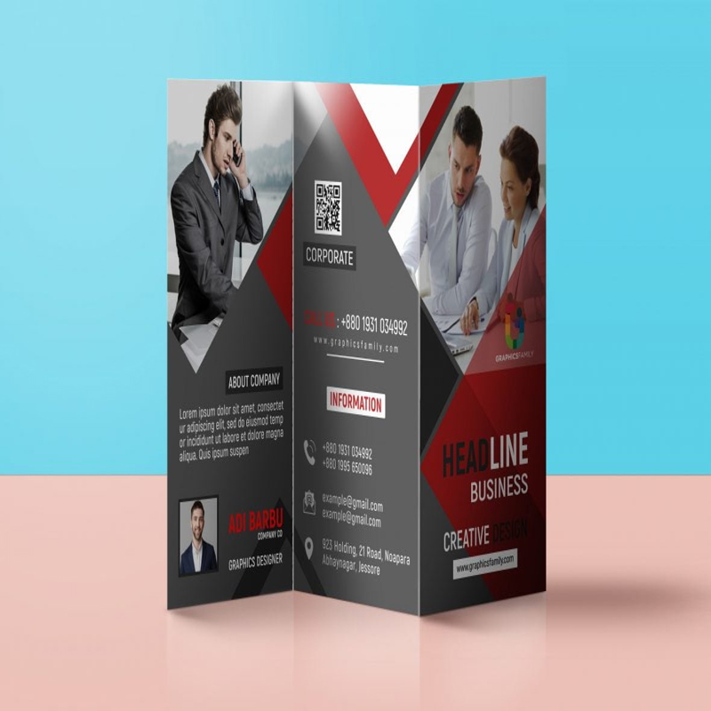 فایل طرح بروشور تجاری سه لت PSD - Tri Fold Panel PSD Business Brochure Design