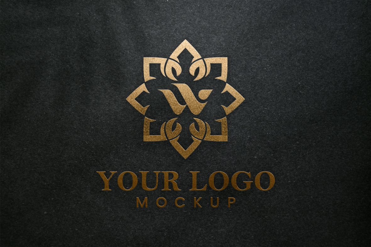 فایل موکاپ لوگو برجسته لوکس روی بافت کاغذ سیاه - Luxury Embossed Logo Mockup on Black Paper Texture
