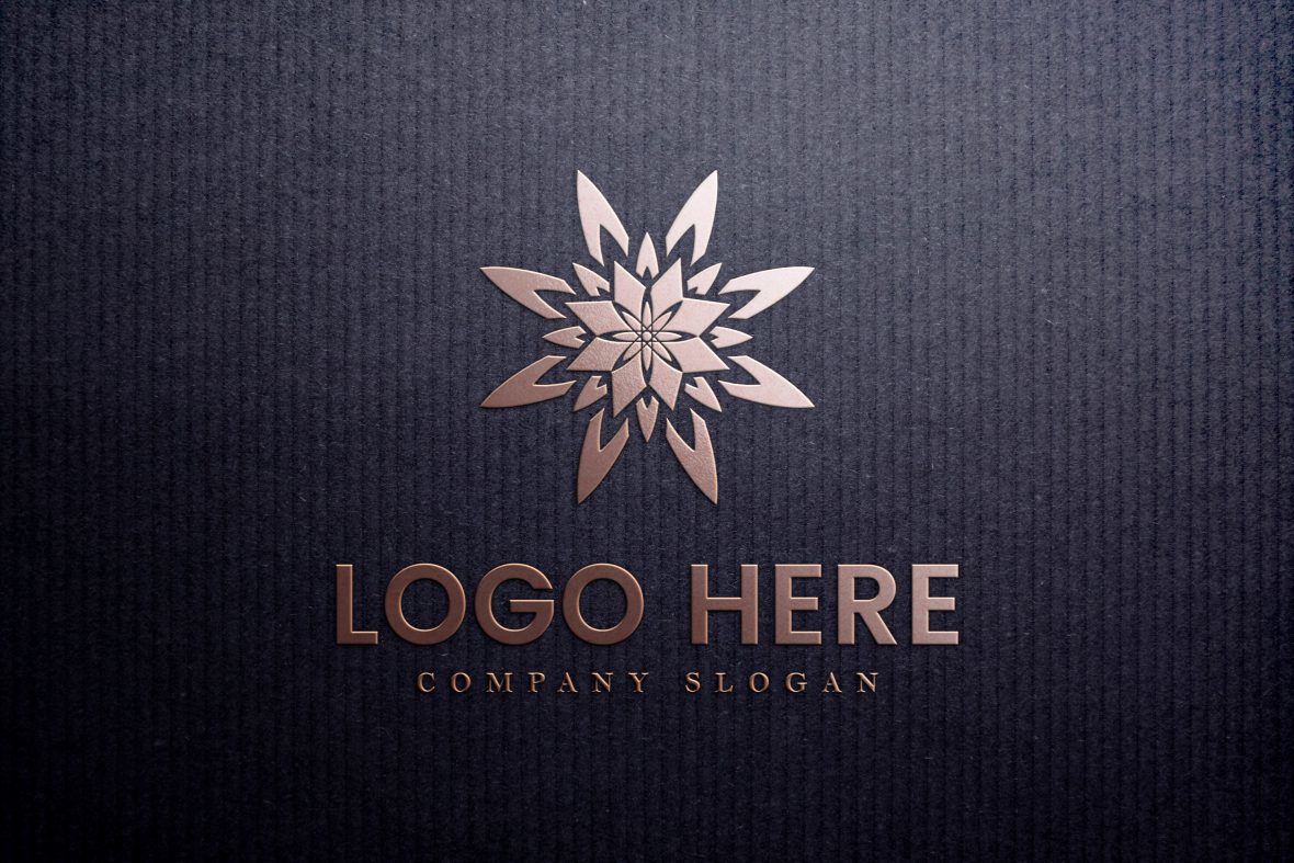 فایل موکاپ لوگوی لوکس با فویل طلایی روی کاغذ مشکی - Luxury Gold Foil Logo Mockup on Black Paper