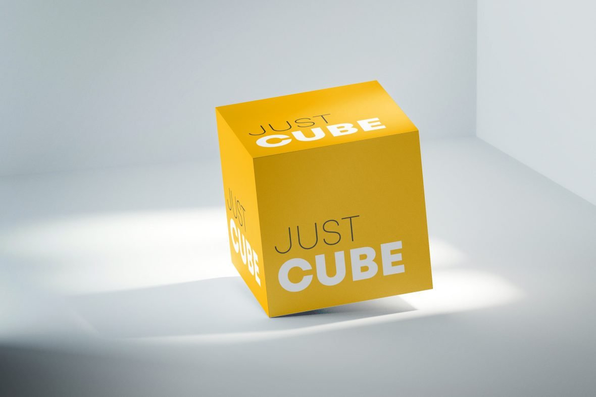 فایل ماکت طراحی جعبه مربعی - Square Box Design Mockup